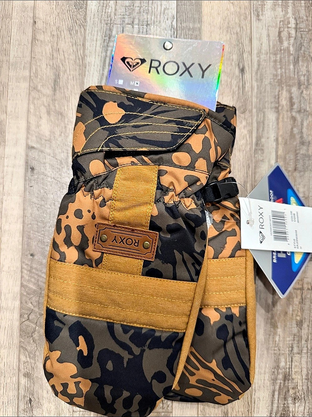 Roxy Vermont Mitt Women's Camo Print Mittens NWT